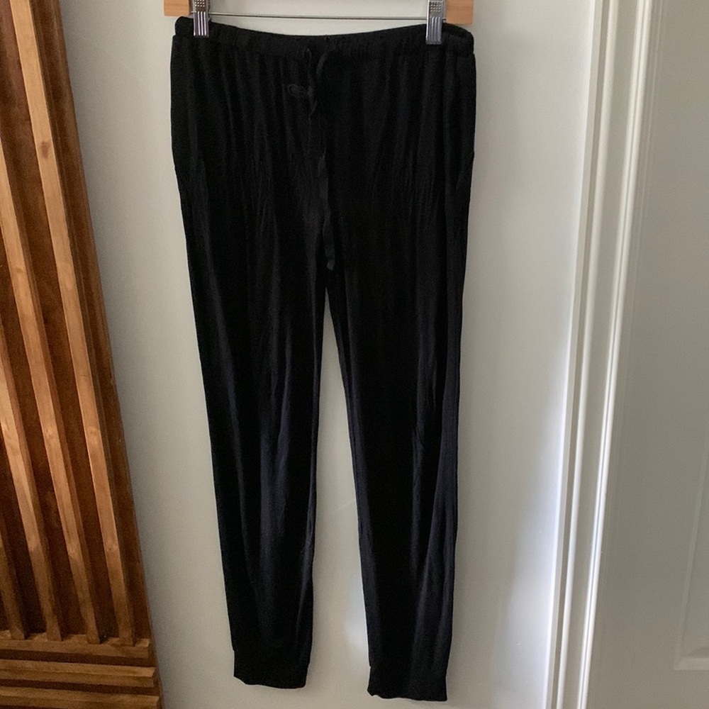 TRUE & CO Black Buttery Soft Loungewear‎ Pants. S